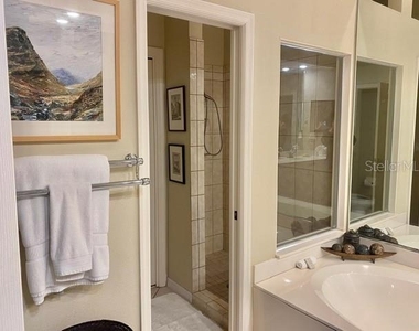 7711 Whitebridge Glen - Photo Thumbnail 17