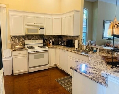 7711 Whitebridge Glen - Photo Thumbnail 3