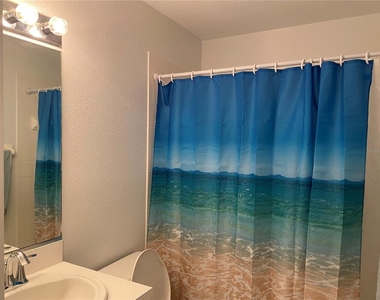 8375 Glenrose Way - Photo Thumbnail 14