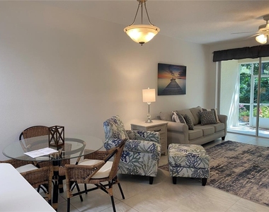 8375 Glenrose Way - Photo Thumbnail 6
