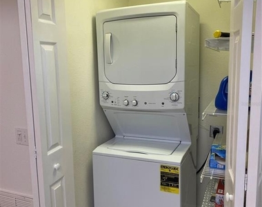 8375 Glenrose Way - Photo Thumbnail 12