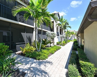 5567 Palmer Circle - Photo Thumbnail 2