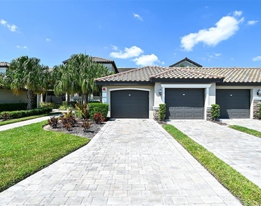 5567 Palmer Circle - Photo Thumbnail 1