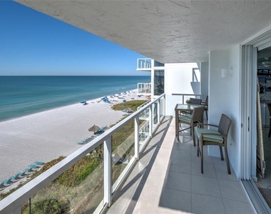 2425 Gulf Of Mexico Drive - Photo Thumbnail 19