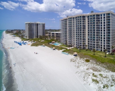 2425 Gulf Of Mexico Drive - Photo Thumbnail 2
