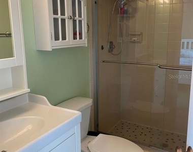 206 Lakewood Drive - Photo Thumbnail 13