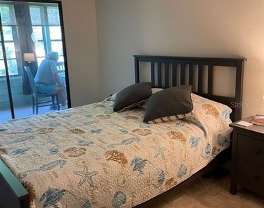 206 Lakewood Drive - Photo Thumbnail 10
