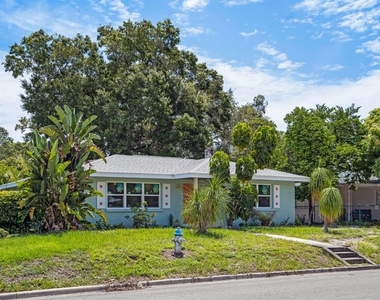 617 26th Street W - Photo Thumbnail 1
