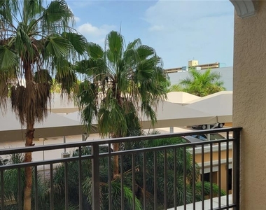 750 N Tamiami Trail - Photo Thumbnail 12