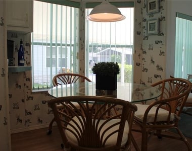 8314 Nancy Lane - Photo Thumbnail 6
