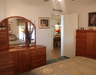 8314 Nancy Lane - Photo Thumbnail 13