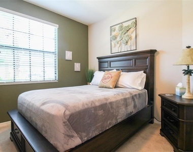 16804 Vardon Terrace - Photo Thumbnail 33
