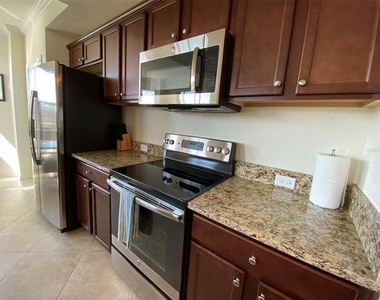 16706 Vardon Terrace - Photo Thumbnail 7
