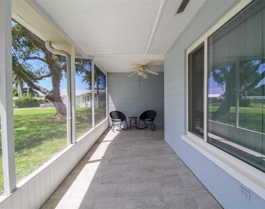 2521 Bismark Way - Photo Thumbnail 3