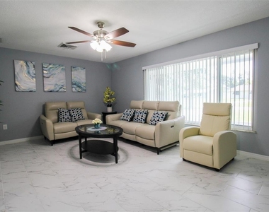 2521 Bismark Way - Photo Thumbnail 8