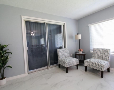 2521 Bismark Way - Photo Thumbnail 18