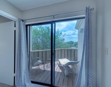 6157 Midnight Pass Road - Photo Thumbnail 41