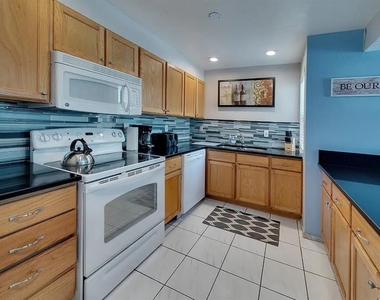 6157 Midnight Pass Road - Photo Thumbnail 11