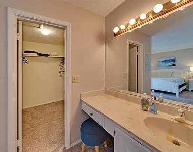 6157 Midnight Pass Road - Photo Thumbnail 30