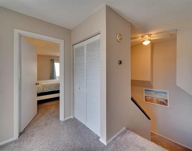 6157 Midnight Pass Road - Photo Thumbnail 39