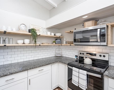 2213 Wason Road - Photo Thumbnail 24