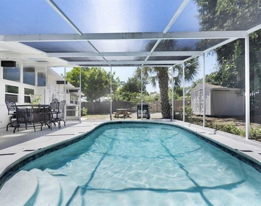 2213 Wason Road - Photo Thumbnail 2