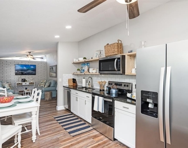 2213 Wason Road - Photo Thumbnail 6
