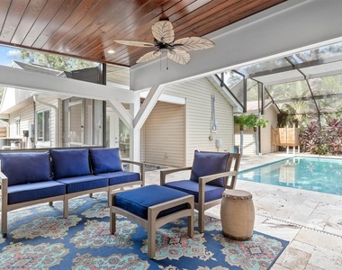2729 Sydelle Street - Photo Thumbnail 23