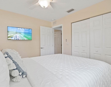 2729 Sydelle Street - Photo Thumbnail 37