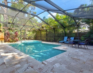 2729 Sydelle Street - Photo Thumbnail 16