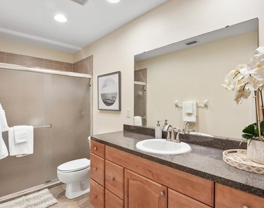 2729 Sydelle Street - Photo Thumbnail 33