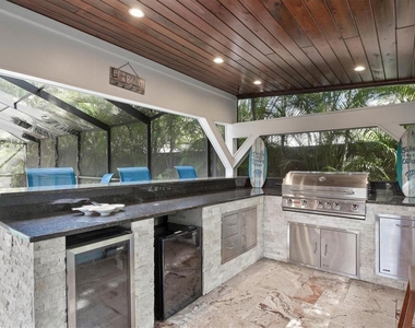 2729 Sydelle Street - Photo Thumbnail 28
