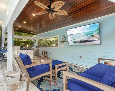 2729 Sydelle Street - Photo Thumbnail 22