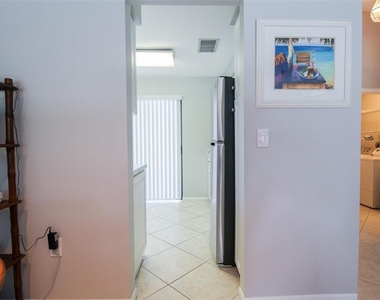 3107 Heatherwood Lane - Photo Thumbnail 17