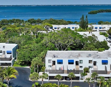 750 Bayport Way - Photo Thumbnail 43