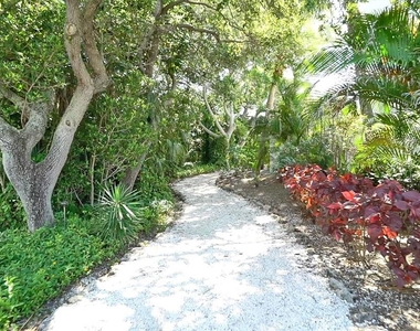 750 Bayport Way - Photo Thumbnail 37