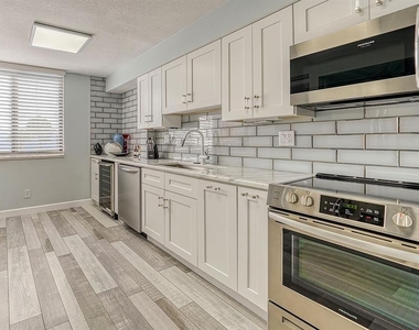 750 Bayport Way - Photo Thumbnail 20