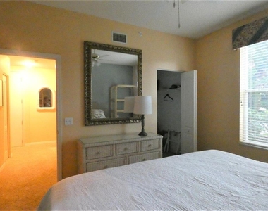 9611 Castle Point Drive - Photo Thumbnail 26