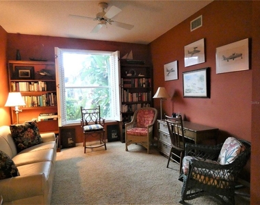 9611 Castle Point Drive - Photo Thumbnail 19