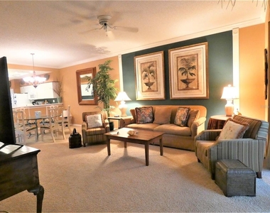 9611 Castle Point Drive - Photo Thumbnail 11