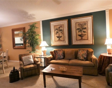 9611 Castle Point Drive - Photo Thumbnail 12