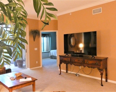 9611 Castle Point Drive - Photo Thumbnail 13