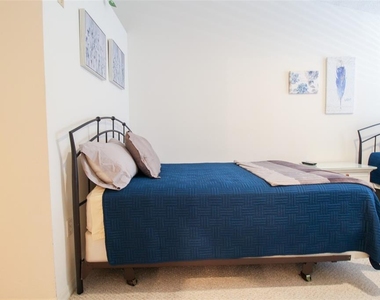 5301 Mahogany Run Avenue - Photo Thumbnail 18