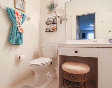 5301 Mahogany Run Avenue - Photo Thumbnail 22