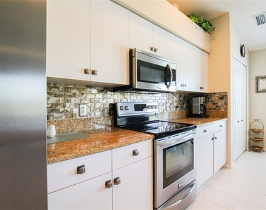 5301 Mahogany Run Avenue - Photo Thumbnail 36