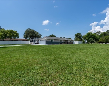 2140 Pinehurst Street - Photo Thumbnail 2