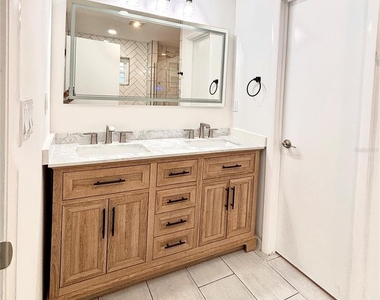 2140 Pinehurst Street - Photo Thumbnail 35