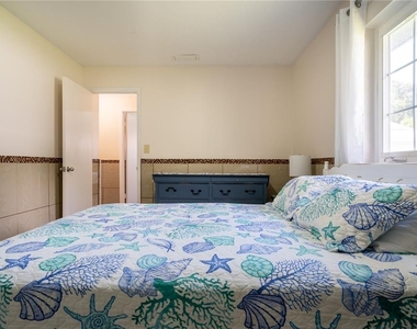 2140 Pinehurst Street - Photo Thumbnail 20