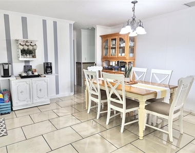 2140 Pinehurst Street - Photo Thumbnail 32