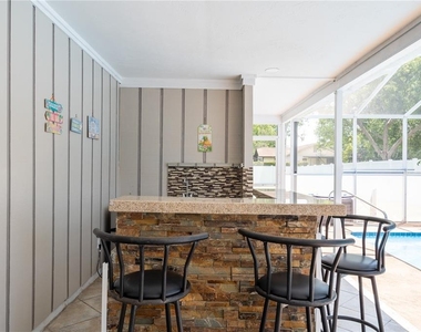 2140 Pinehurst Street - Photo Thumbnail 28